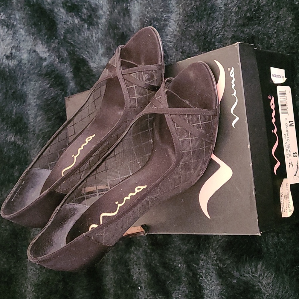 Women's shoes, Nina
